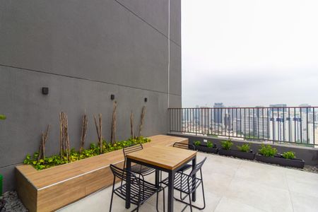 Apartamento para alugar com 40m², 2 quartos e sem vaga Apartamento para alugar com 40m², 2 quartos e sem vagaRoftop