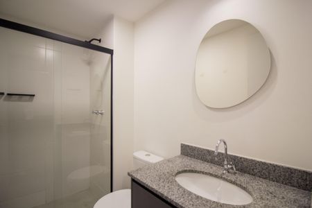 Apartamento para alugar com 40m², 2 quartos e sem vaga Apartamento para alugar com 40m², 2 quartos e sem vagaBanheiro