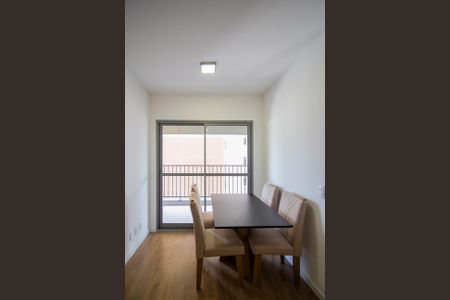 Sala de apartamento para alugar com 2 quartos, 40m² em Santo Amaro, São Paulo