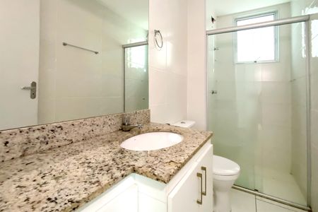 Apartamento à venda com 80m², 3 quartos e 2 vagas Apartamento à venda com 80m², 3 quartos e 2 vagasBanheiro