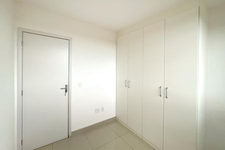 Apartamento à venda com 80m², 3 quartos e 2 vagas Apartamento à venda com 80m², 3 quartos e 2 vagasQuarto 3