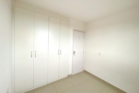 Apartamento à venda com 80m², 3 quartos e 2 vagas Apartamento à venda com 80m², 3 quartos e 2 vagasQuarto 2