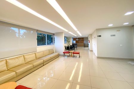 Apartamento à venda com 80m², 3 quartos e 2 vagas Apartamento à venda com 80m², 3 quartos e 2 vagasÁrea comum - Salão de festas