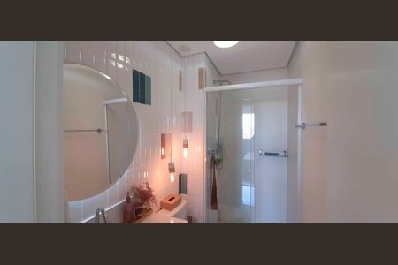 Apartamento à venda com 60m², 2 quartos e 1 vaga Apartamento à venda com 60m², 2 quartos e 1 vagaBanheiro Social