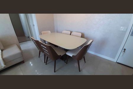 Apartamento à venda com 60m², 2 quartos e 1 vaga