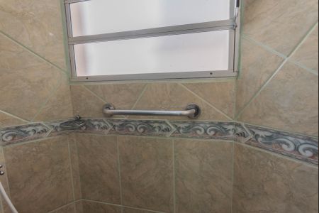 Apartamento para alugar com 75m², 2 quartos e 1 vaga Apartamento para alugar com 75m², 2 quartos e 1 vagaBanheiro da Suíte