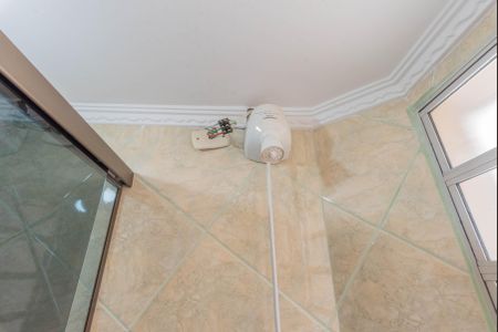 Apartamento para alugar com 75m², 2 quartos e 1 vaga Apartamento para alugar com 75m², 2 quartos e 1 vagaBanheiro da Suíte