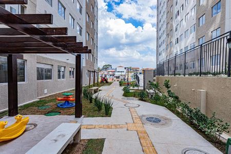 Apartamento para alugar com 35m², 2 quartos e sem vagaÁrea comum - Playground