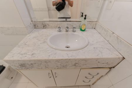 Apartamento à venda com 115m², 3 quartos e 2 vagasBanheiro