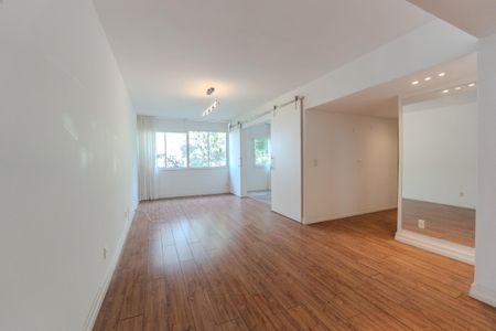 Sala de apartamento para alugar com 3 quartos, 115m² em Cerqueira César, São Paulo