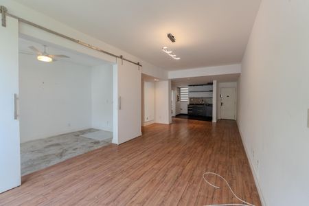 Apartamento à venda com 115m², 3 quartos e 2 vagasSala