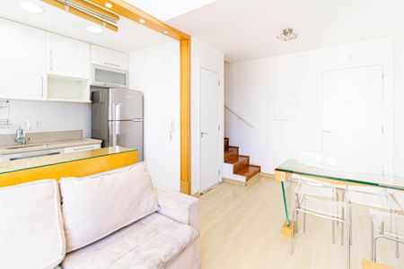 Sala de apartamento para alugar com 1 quarto, 44m² em Pompeia, São Paulo