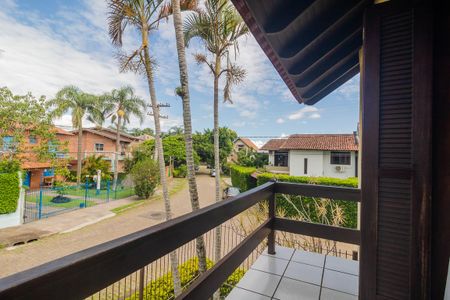 Casa à venda com 330m², 3 quartos e 3 vagasQuarto 1 - Varanda