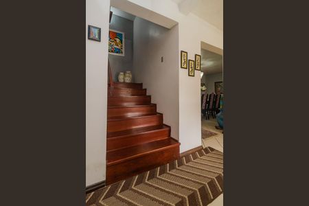 Casa à venda com 330m², 3 quartos e 3 vagasCorredor