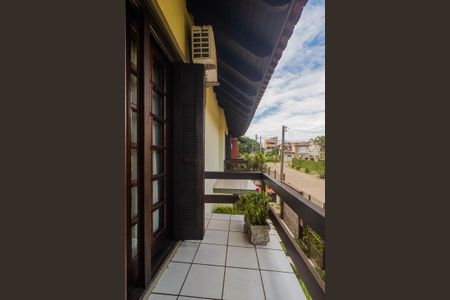 Casa à venda com 330m², 3 quartos e 3 vagasQuarto 1 - Varanda