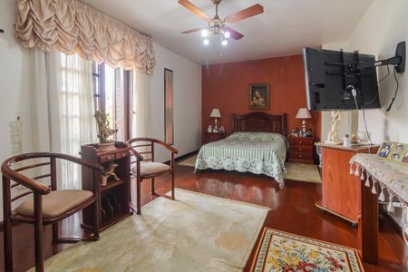 Casa à venda com 330m², 3 quartos e 3 vagasQuarto 1