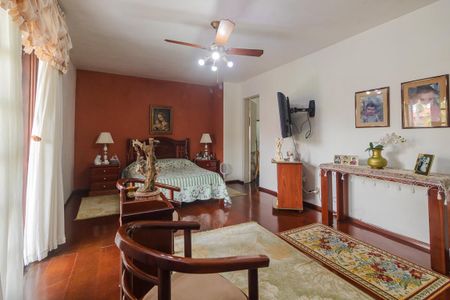 Casa à venda com 330m², 3 quartos e 3 vagasQuarto 1