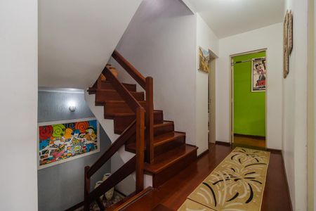 Casa à venda com 330m², 3 quartos e 3 vagasCorredor