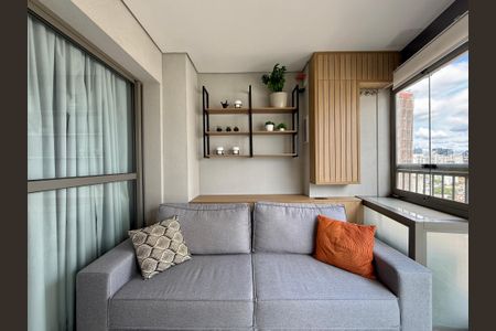 Sala  de kitnet/studio à venda com 0 quarto, 32m² em Jardim das Acacias, São Paulo