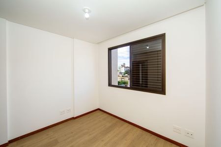 Apartamento para alugar com 135m², 4 quartos e 3 vagasQUARTO3