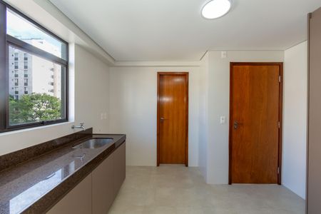 Apartamento para alugar com 135m², 4 quartos e 3 vagasAREA DE SERVICO
