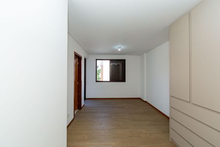 Apartamento para alugar com 135m², 4 quartos e 3 vagasQUARTO4