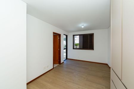 Apartamento para alugar com 135m², 4 quartos e 3 vagasQUARTO4
