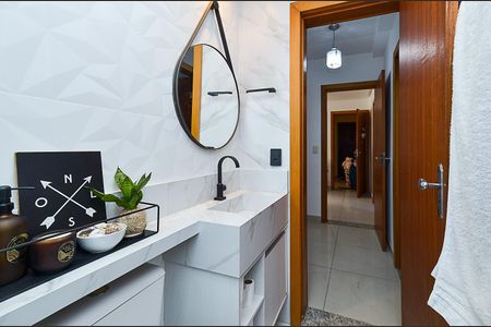 Apartamento à venda com 173m², 3 quartos e 2 vagasBanheiro Social