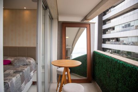 Sacada de apartamento à venda com 1 quarto, 49m² em Santo Amaro, São Paulo