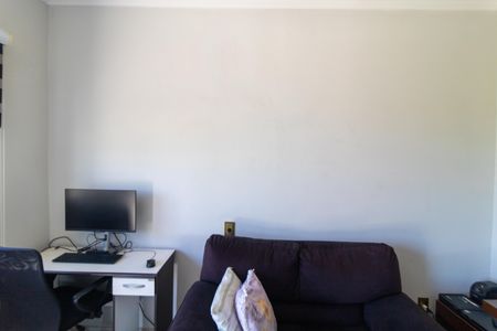 Casa à venda com 90m², 3 quartos e 1 vagaSalas