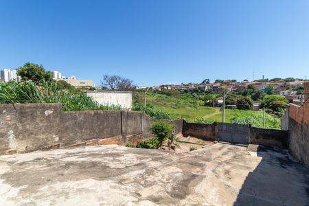 Casa à venda com 90m², 3 quartos e 1 vagaQuintal