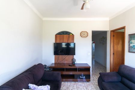 Casa à venda com 90m², 3 quartos e 1 vagaSalas