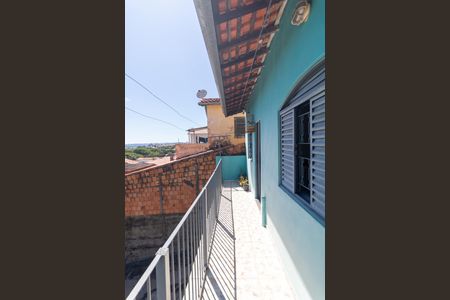 Casa à venda com 90m², 3 quartos e 1 vagaSacada da salas