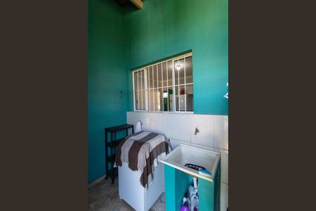 Casa à venda com 90m², 3 quartos e 1 vagaÁrea de Serviço