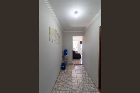 Casa à venda com 90m², 3 quartos e 1 vagaCorredor