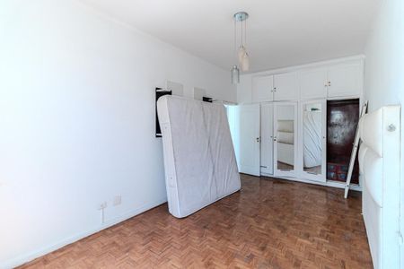Apartamento à venda com 208m², 4 quartos e 2 vagasQuarto 2