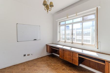 Apartamento à venda com 208m², 4 quartos e 2 vagasQuarto 1