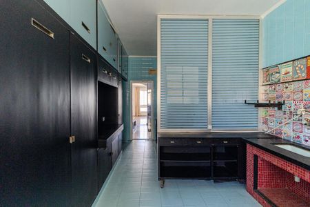 Apartamento à venda com 208m², 4 quartos e 2 vagasCozinha