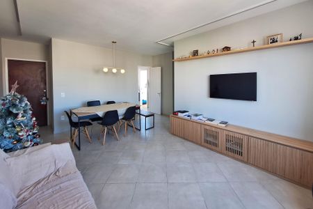 Apartamento à venda com 80m², 2 quartos e 1 vaga Apartamento à venda com 80m², 2 quartos e 1 vagaSala