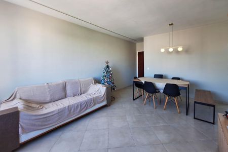 Apartamento à venda com 80m², 2 quartos e 1 vaga Apartamento à venda com 80m², 2 quartos e 1 vagaSala
