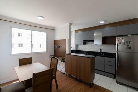 Sala/Cozinha/Área de Serviço  de apartamento para alugar com 2 quartos, 40m² em Itaquera, São Paulo