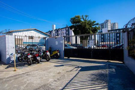 Apartamento à venda com 50m², 2 quartos e 1 vaga Apartamento à venda com 50m², 2 quartos e 1 vagaFachada