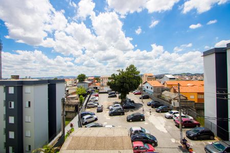 Vista da sala de apartamento para alugar com 2 quartos, 50m² em Vila Bela Vista, Santo André