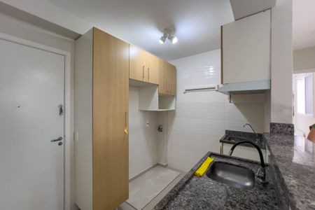 Apartamento para alugar com 35m², 2 quartos e 1 vagaCozinha e área de serviço 