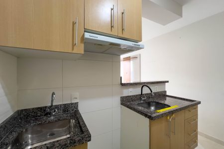 Apartamento para alugar com 35m², 2 quartos e 1 vagaCozinha e área de serviço 