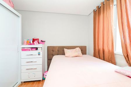 Quarto 1 de apartamento para alugar com 2 quartos, 45m² em Itaquera, São Paulo