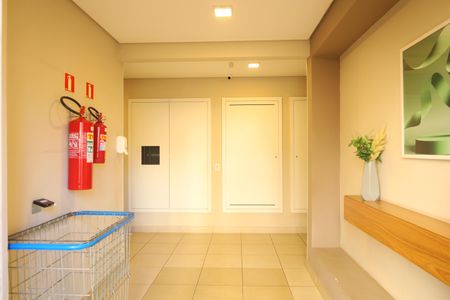 Apartamento para alugar com 45m², 2 quartos e 1 vagaHall de entrada