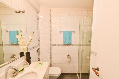 Apartamento à venda com 90m², 3 quartos e 2 vagasBanheiro