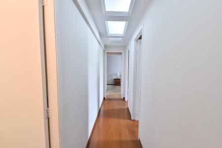 Apartamento à venda com 90m², 3 quartos e 2 vagasCorredor