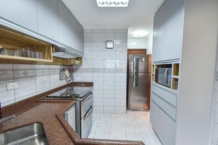 Apartamento à venda com 90m², 3 quartos e 2 vagasCozinha